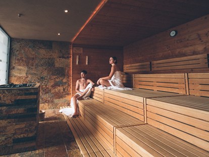 Wellnessurlaub - Rücken-Nacken-Massage - Finnische Natursteinsauna - Hotel Eibl-Brunner  