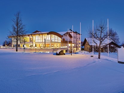 Wellnessurlaub - Hotel-Schwerpunkt: Wellness & Natur - Obermaiselstein - Hanusel Hof im Winter - Hanusel Hof