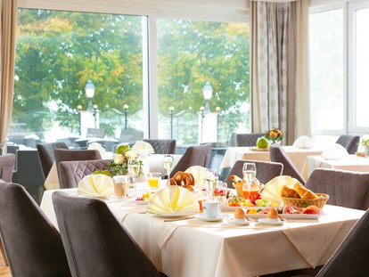 Wellnessurlaub - Hotel-Schwerpunkt: Wellness & Wandern - Au (Au) - Sonnenzimmer im Restaurant - Hanusel Hof
