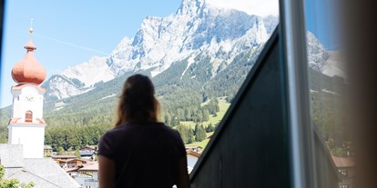 Wellnessurlaub - Rücken-Nacken-Massage - Zugspitze - Hotel Sonnenspitze