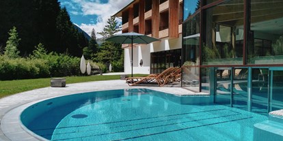 Wellnessurlaub - Solebad - Taisten - Pool - Hotel Zedern Klang