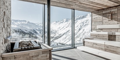 Wellnessurlaub - Gesichtsbehandlungen - Tiroler Oberland - Ausblick Sauna Sky Relay Area - SKI | GOLF | WELLNESS Hotel Riml****S