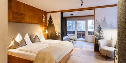 Wellnessurlaub - Hotel-Schwerpunkt: Wellness & Beauty - Zell am See - Komfort Suite "Fichtenwald" - Landhotel Schermer