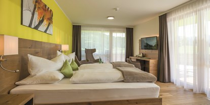 Wellnessurlaub - Bettgrößen: Doppelbett - Schliersee - Zimmerbeispiel - DAS SIEBEN 4* Superior Gesundheits-Resort, Hotel & SPA