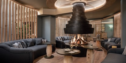 Wellnessurlaub - Restaurant - Davos Platz - Lobby Bar - Precise Tale Seehof Davos