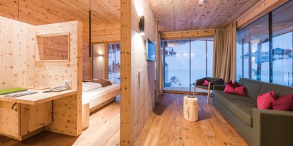 Wellnessurlaub - zustellbare Kinderbetten - Eisacktal - Panoramasuite - Naturhotel Rainer