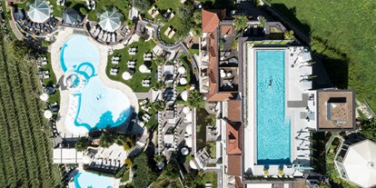 Wellnessurlaub - Parkplatz: kostenlos beim Hotel - Naturns bei Meran - Preidlhof Luxury DolceVita Resort