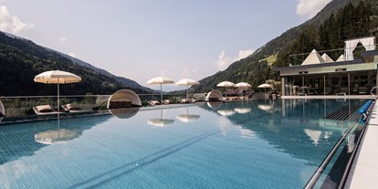 Wellnessurlaub - Hotel-Schwerpunkt: Wellness & Kulinarik - Trentino-Südtirol - Quellenhof Luxury Resort Passeier