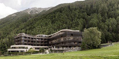 Wellnessurlaub - Hotel-Schwerpunkt: Wellness & Skifahren - Vals/Mühlbach - SILENA, your soulful hotel