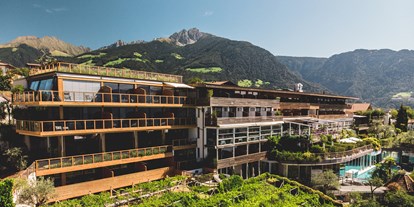 Wellnessurlaub - Wirbelsäulenmassage - Latsch (Trentino-Südtirol) - 5 Sterne Hotel für jede Generation - hier wird der Urlaub bestimmt nicht langweilig!
Enjoy #erikamoments - Spa & Relax Hotel Erika