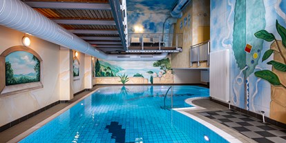 Wellnessurlaub - Pools: Außenpool beheizt - Arrach - Hallenbad - Wellnesshotel Randsbergerhof