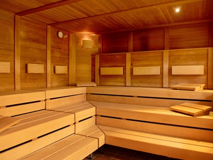 Wellnessurlaub - Finnische Sauna - Sauna in der Saunalandschaft - Hotel Sonnenhügel Familotel Rhön