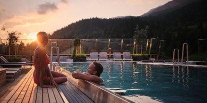 Wellnessurlaub - Pools: Infinity Pool - Salzburger Hof Leogang