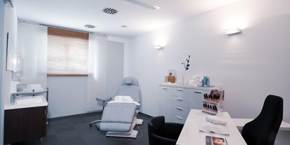 Wellnessurlaub - Kosmetikbehandlungen - Röhrnbach - Behandlungszimmer in unserer Beauty- & Wellnessabteilung - Hotel St. Wolfgang*****