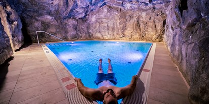 Wellnessurlaub - Wassergymnastik - Ausseerland - Salzkammergut - Solesee im Salzkristall - Narzissen Vital Resort