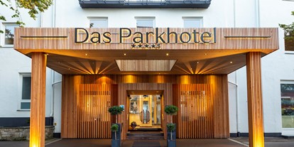 Wellnessurlaub - Parkplatz: gebührenpflichtig beim Hotel - Bayern - Das Parkhotel