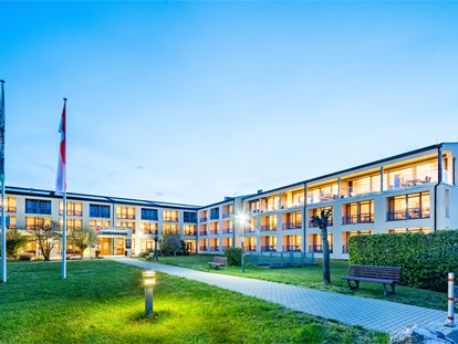 Wellnessurlaub - Pools: Außenpool beheizt - Franken - Best Western Plus Kurhotel an der Obermaintherme