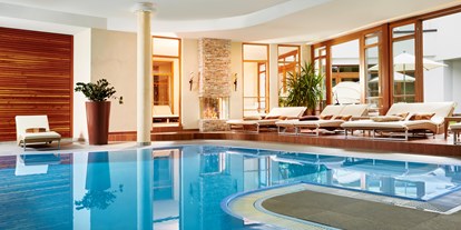 Wellnessurlaub - Pools: Infinity Pool - Fiss - Hallenbad - Alpine Hotel Resort Goies