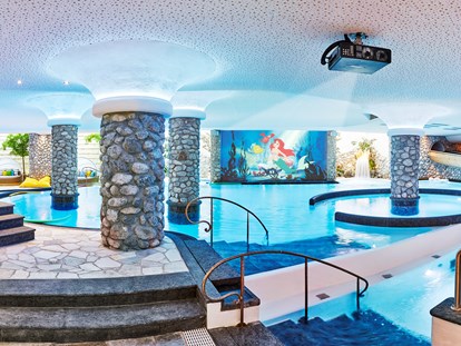 Wellnessurlaub - Hotel-Schwerpunkt: Wellness & Familie - Bayrischzell - Kinderwasserwelt - Bio-Hotel Stanglwirt