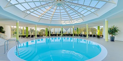 Wellnessurlaub - Ayurveda Massage - Ostbayern - Thermen-Oase mit Panorama-Aussicht - Fürstenhof ****s Quellness- und Golfhotel
