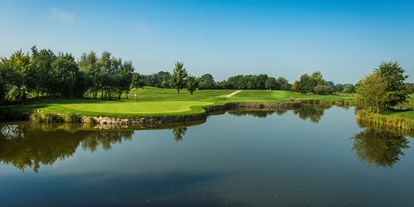 Wellnessurlaub - Pools: Innenpool - Röhrnbach - Porsche Golf Course - Fürstenhof ****s Quellness- und Golfhotel