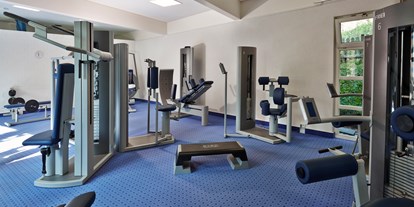 Wellnessurlaub - Hotelbar - Horben - Medical Fitness-Studio - Erfurth´s Bergfried Ferien & Wellnesshotel