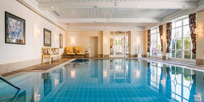 Wellnessurlaub - Pools: Innenpool - Baden-Württemberg - Schwimmbad im Wellnessbereich 'Sano e Salvo' - Relais & Châteaux Hotel Schwarzmatt