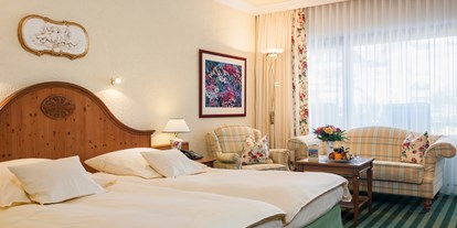 Wellnessurlaub - Hotel-Schwerpunkt: Wellness & Kulinarik - Badenweiler - Komfort-Doppelzimmer - Relais & Châteaux Hotel Schwarzmatt