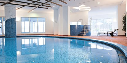 Wellnessurlaub - Hotel-Schwerpunkt: Wellness & Wandern - Bad Teinach-Zavelstein - Pool Area  - Traube Tonbach