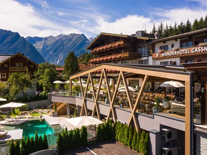 Wellnessurlaub - Rücken-Nacken-Massage - Kirchberg in Tirol - Hotel Gassner 4 Sterne Superior
