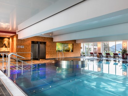 Wellnessurlaub - Pools: Schwimmteich - Hotel Gassner 4 Sterne Superior