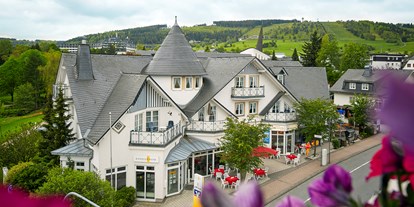 Wellnessurlaub - Parkplatz: kostenlos beim Hotel - Schmallenberg - Aussicht - Göbel´s Landhotel