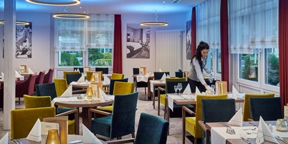 Wellnessurlaub - Rücken-Nacken-Massage - Hessen - Restaurant - Göbel's Hotel AquaVita