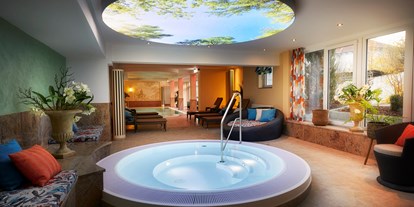 Wellnessurlaub - Hotel-Schwerpunkt: Wellness & Beauty - Hessen - Whirlpool + Innenpool - Göbel's Hotel Quellenhof