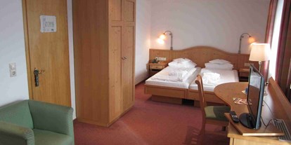 Wellnessurlaub - Hotel-Schwerpunkt: Wellness & Beauty - Vöhl - Standardzimmer - Wellnesshotel Bürgerstuben