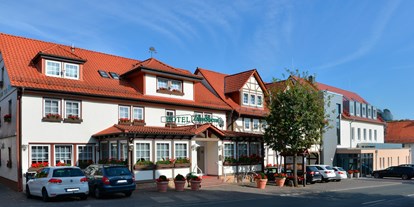 Wellnessurlaub - Parkplatz: kostenlos beim Hotel - Hessen Nord - Parkhotel Zum Stern