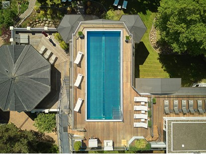 Wellnessurlaub - Paarmassage - Mecklenburg-Vorpommern - Rooftop pool & sauna - adults only - Romantik ROEWERS Privathotel