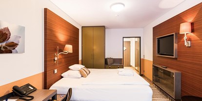 Wellnessurlaub - Hotel-Schwerpunkt: Wellness & Romantik - Niedersachsen - Zimmerbeispiel Junior-Doppelzimmer - Göbel's Vital Hotel