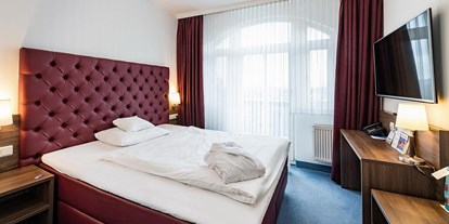 Wellnessurlaub - Hotel-Schwerpunkt: Wellness & Romantik - Weserbergland, Harz ... - Zimmerbeispiel Komfort-Doppelzimmer - Göbel's Vital Hotel