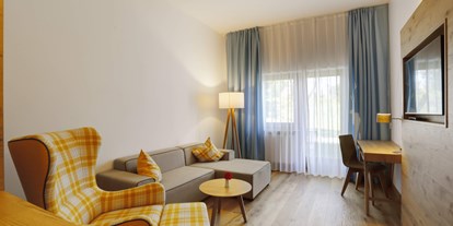 Wellnessurlaub - Hotelbar - Röhrnbach - Suite Wohnbereich - Das Aunhamer