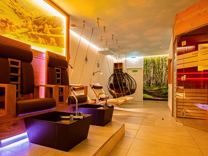 Wellnessurlaub - Hotelbar - Saunabereich  - Vital- und Wellnesshotel Albblick