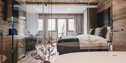 Wellnessurlaub - Hotel-Schwerpunkt: Wellness & Sport - Finkenberg - VAYA Zillertal Gran Deluxe Zimmer - VAYA Zillertal