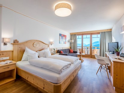 Wellnessurlaub - Ayurveda Massage - Saltaus - Tratterhof Mountain Sky® Hotel