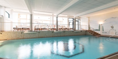 Wellnessurlaub - Pools: Innenpool - Zillertal - Indoor Pool - Mari Pop Hotel Zillertal