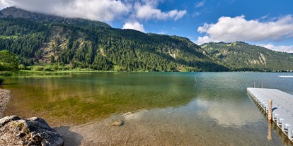 Wellnessurlaub - Umgebungsschwerpunkt: Stadt - Tirol - ****haldensee Naturerlebnis- und Wellnesshotel für Erwachsene