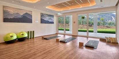 Wellnessurlaub - Paarmassage - Lechtal - ****haldensee Naturerlebnis- und Wellnesshotel für Erwachsene