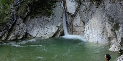 Wellnessurlaub - Entgiftungsmassage - Achenkirch - Wasserfall - Feuriger Tatzlwurm