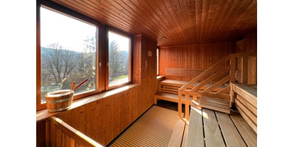 Wellnessurlaub - Ganzkörpermassage - Pfalz - Finnische Panorama-Sauna - Hotel Am Hirschhorn
