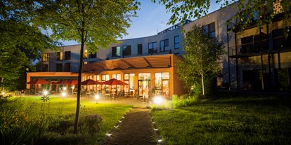 Wellnessurlaub - barrierefrei - Sachsen - Hotelterrasse - HEIDE SPA Hotel & Resort 
