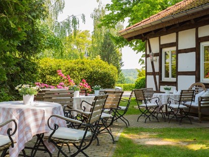 Wellnessurlaub - Langschläferfrühstück - Meerane - Terrassen Scheune - Romantik Hotel Schwanefeld & Spa